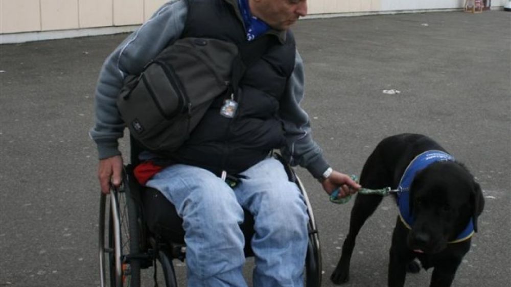 Pascal Suchail et son chien guide Flocon